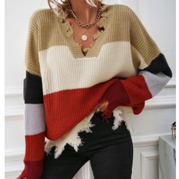Sweaters - Cozy color block distressed sweater